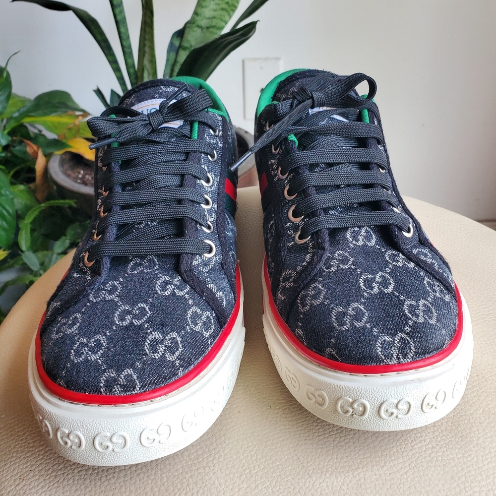 Gucci  Gray Sneakers with Red and Green Accents